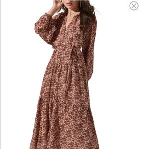 ASTR the Label Floral Print Long Sleeve Dress
